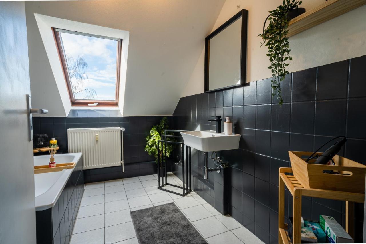 Style Apartment I Klimaanlage I Wlan I Kueche I Smart-Tv マクデブルク エクステリア 写真